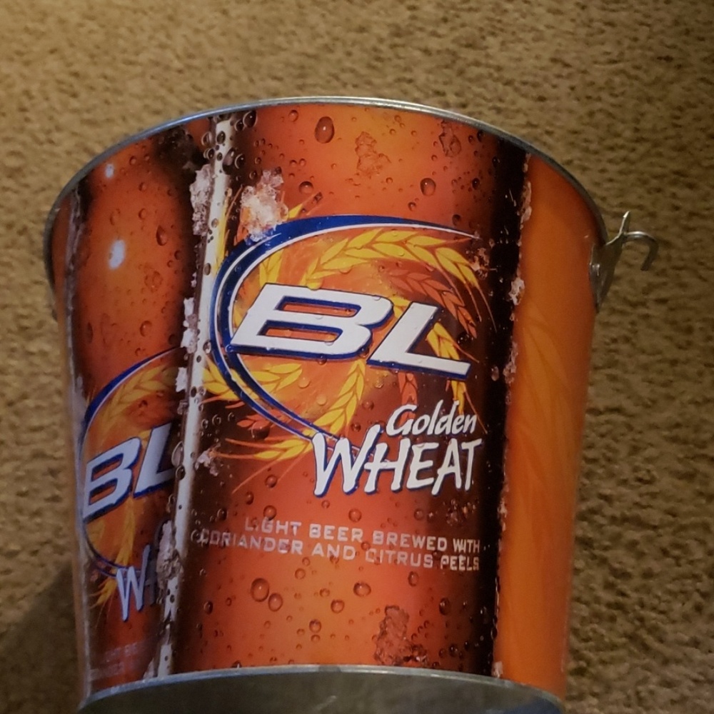 🤯3/$12 Bud Light Golden Wheat Beer Bucket